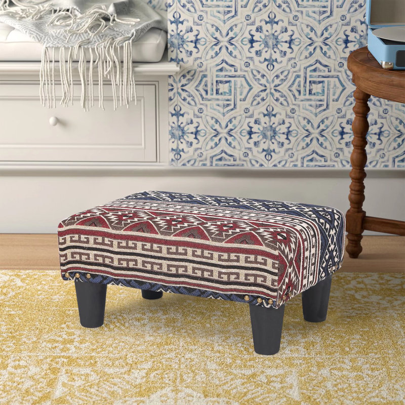 Repose-pieds Tayem, Polyester rouge