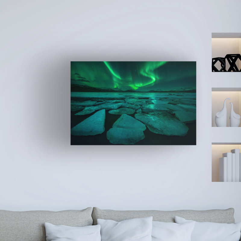 Modern & Contemporary, 30" H x 47" W x 2" D