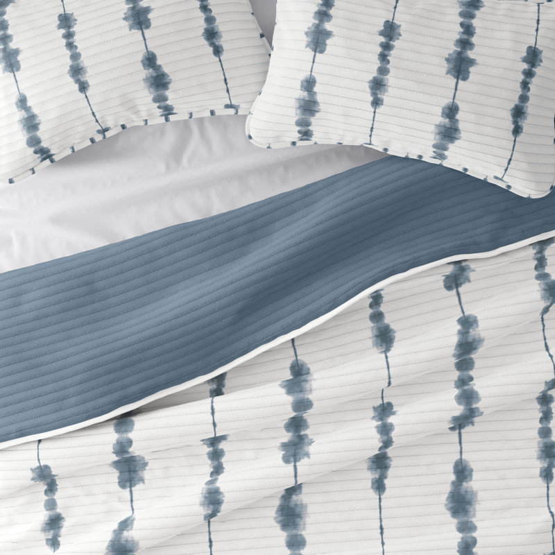 King Navy Blue Reversible Microfiber Quilt Set with Shams