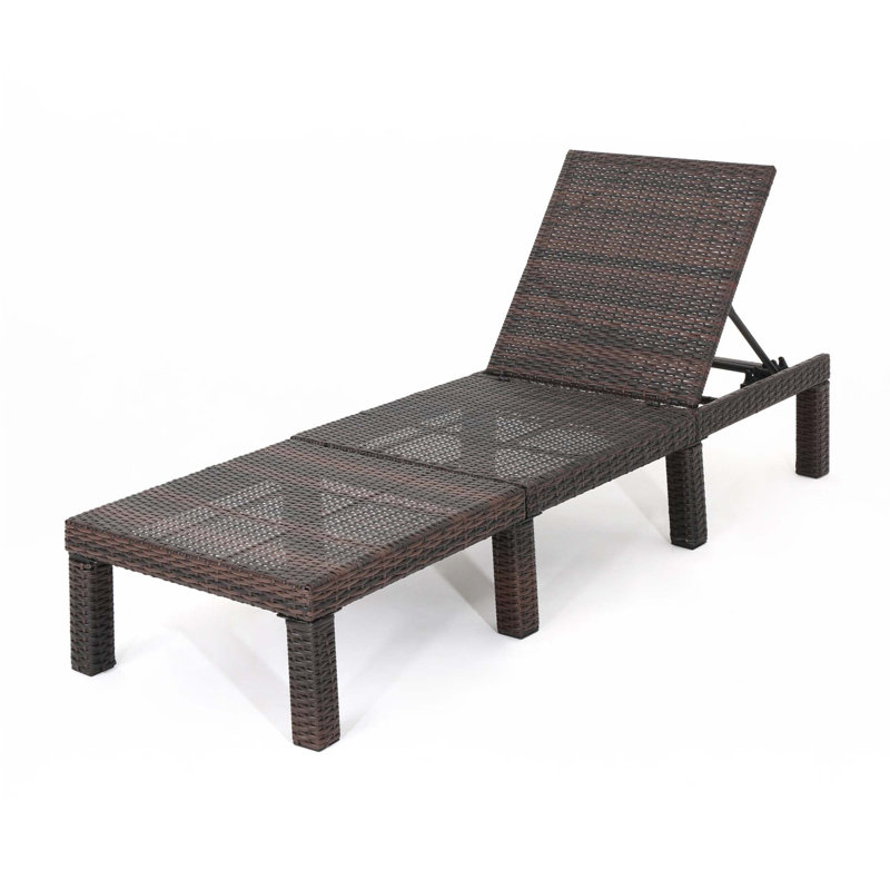 Chaise Lounge