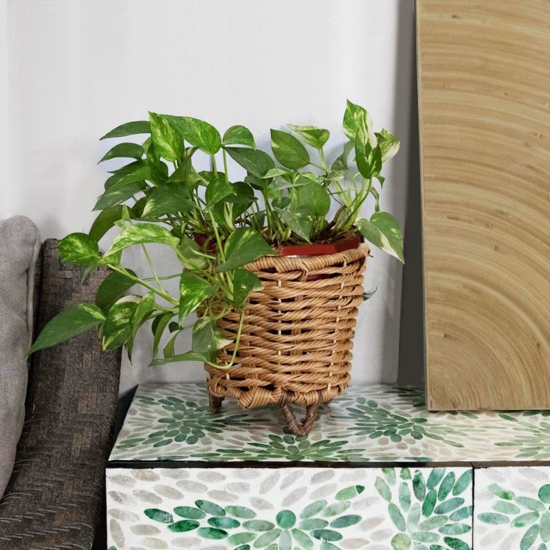 Mingenew Pot Planter