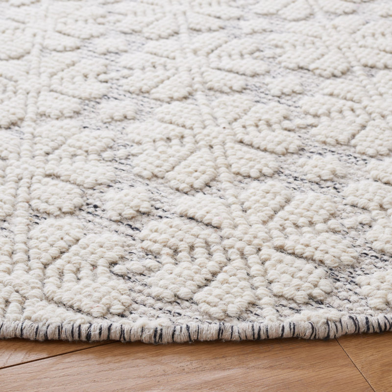 Sharene Floral Handwoven Wool Ivory/Gray Area Rug, Rectangle 8' x 10'