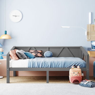 Daybed with Elegant Design and Multi-Functional Use, Ideal for Bedrooms and Living Rooms