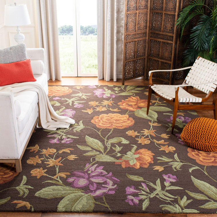 Emrick Hand Hooked Wool Floral Rug