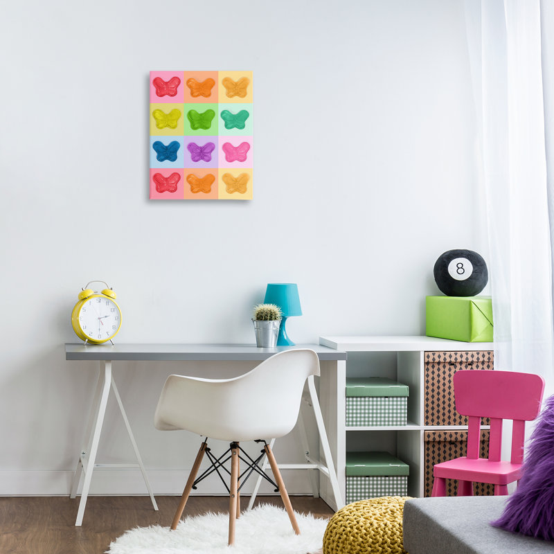 «Candy Butterfly Rainbow», conception par Lish Creative, H 20 po x l 16 po