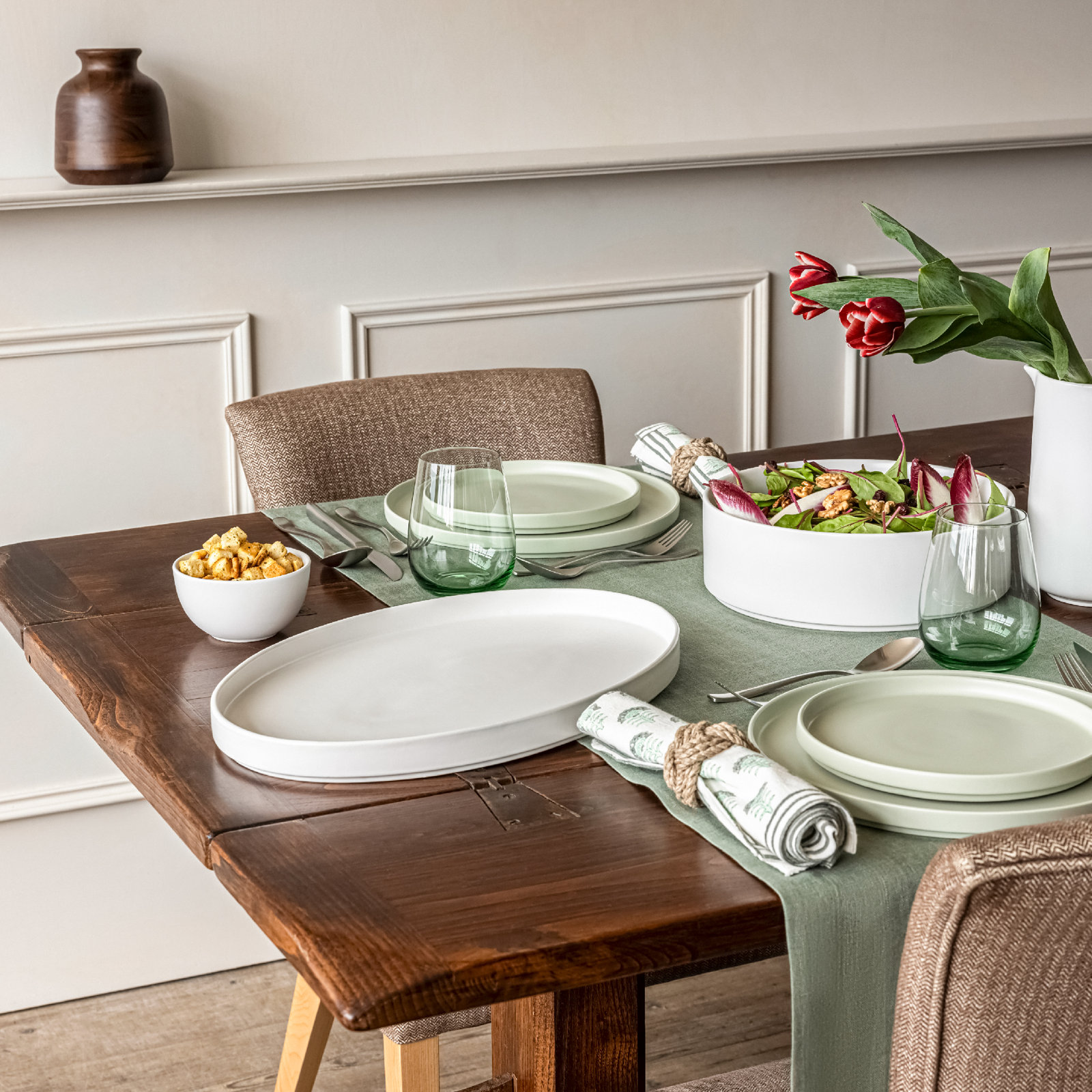 Woven Chambray Table Runner, 18" W x 90" L, Green