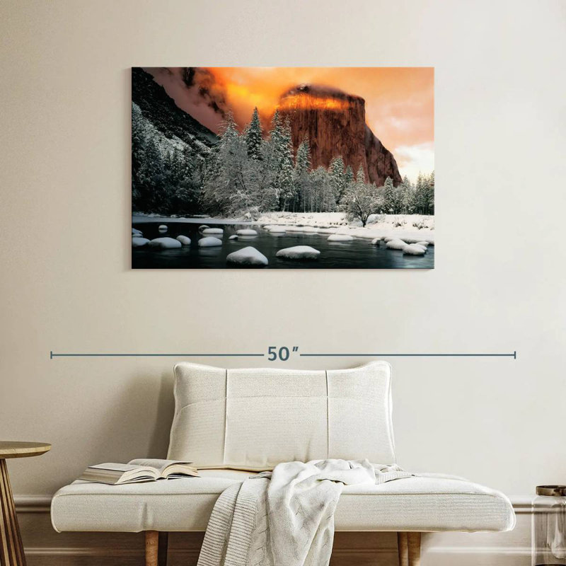 Alvord El Capitan Mountain Winter Glow, H 26 po x l 39 po