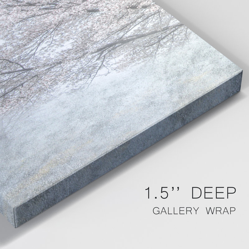 A Feel of Spring II - Ensemble de 3 impressions sur toile tendue, H 27 po x l 54 po x P 1 po