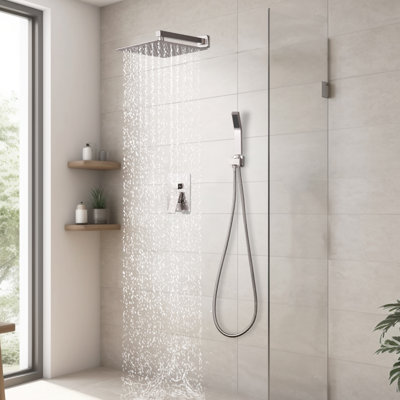 Système de douche complet avec valve brute et pomme de douche à pluie de 10 pouces