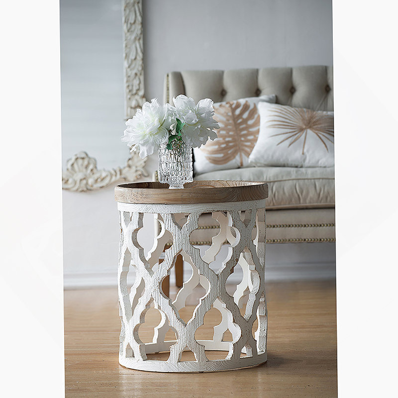 Table de bout, table d'appoint
