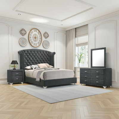 Giya 4 Piece Bedroom Set