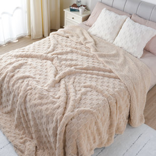 5cm checkered Sherpa blanket in navy blue with polyester and cotton jacquard pattern, 60x80in