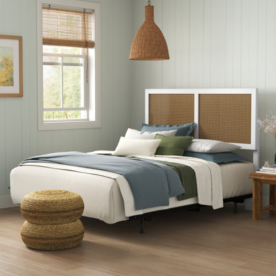 Marcell Standard Bed