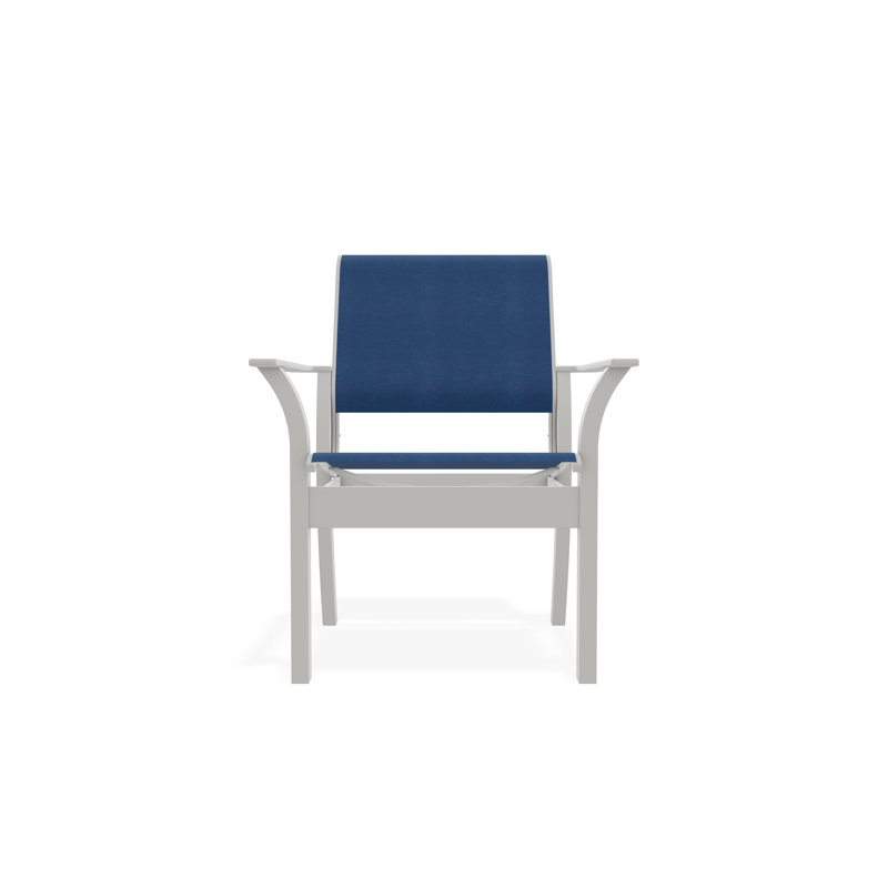 Chaise de café empilable en polymère de qualité marine Leeward Sling, Neige, Cobalt 35D Sunbrella®