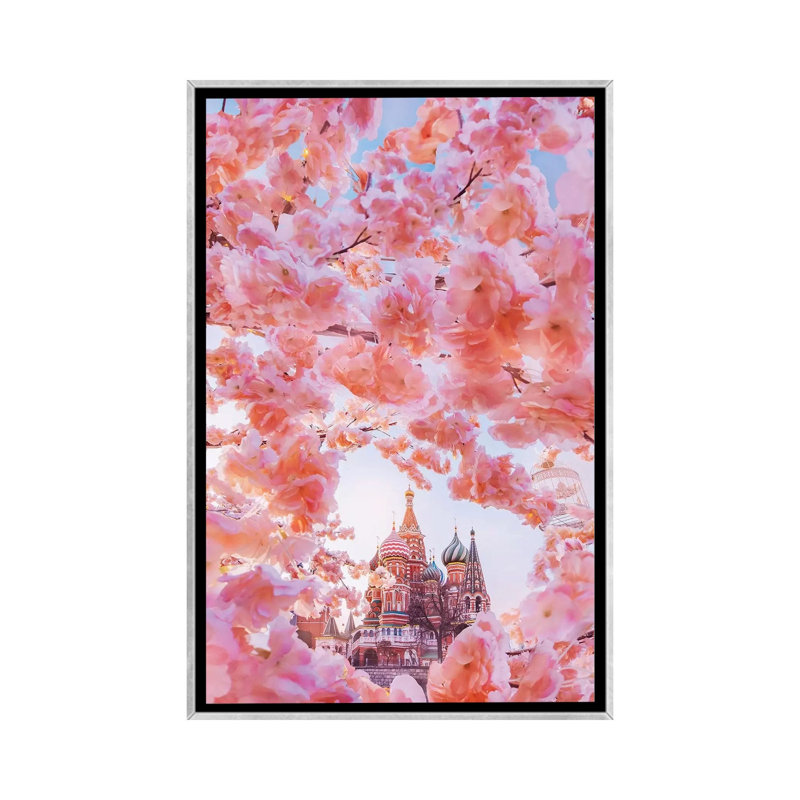 Le Moscow Spring par Hobopeeba-reproduction de photo, H 26 po x l 18 po x 1,5 po, Toile avec cadre argenté, Pas de tapis