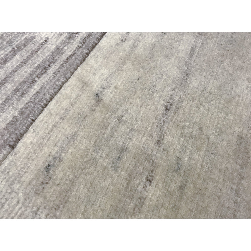 Hand-Knotted High-Quality Beige Area Rug