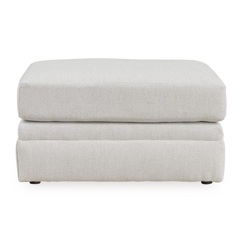 Maitelynn Ottoman