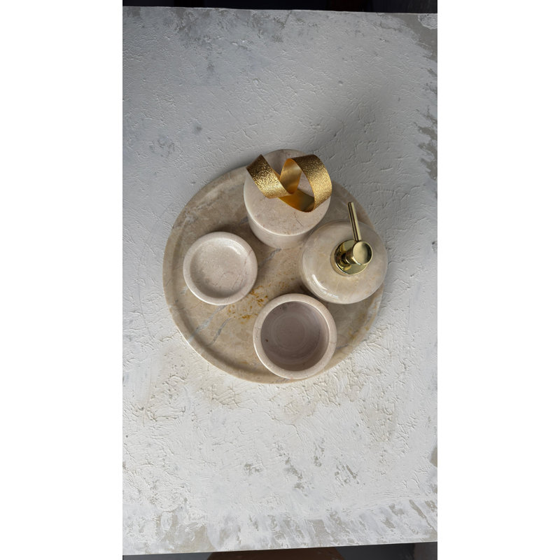 Ensemble de salle de bain cinq pièces, Beige