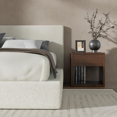 Structure de lit plateforme en chenille avec mousse de nuage, rembourrage en mousse de 5 pouces, sans sommier, facile à assembler