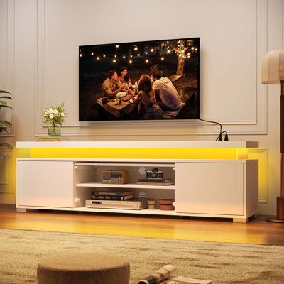 Meuble audio-vidéo pour téléviseur de 65 po ou moins, meuble télé moderne avec lumières DEL RVB, rangement et 4 prises de courant alternatif