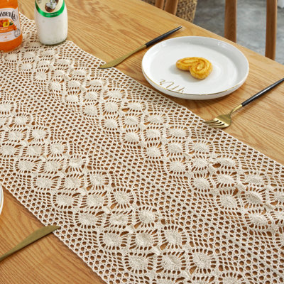 Farmhouse Rustic Cotton Table Runner With Tassel