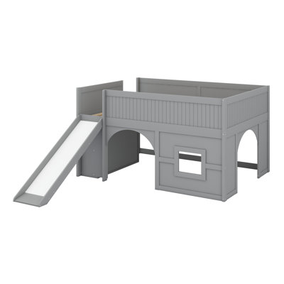 Lit mezzanine bas en bois avec tablettes de rangement et glissade