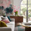 Fleurs de cerisier et arrangement de plantes grasses