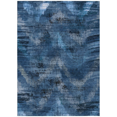 Tapis extérieur lavable abstrait bleu marine et bleu ciel 5 pi x 8 pi