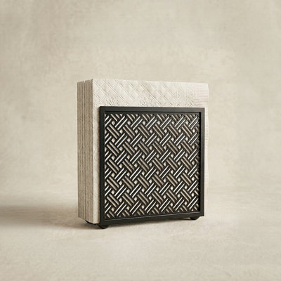 Porte-serviette en métal noir, support de table carré vertical avec motif en treillis géométrique et pieds surélevés