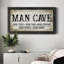 «Man Cave Good Times», toile encadrée de qualité supérieure - prête à être accrochée-88113385-88113381