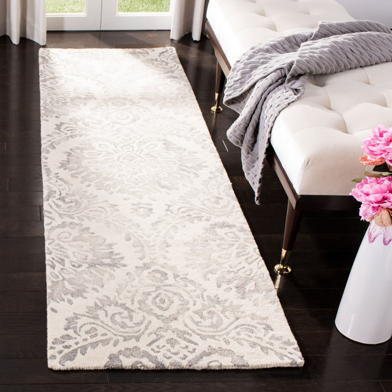 Oakton Hand Tufted Wool/Cotton/Latex Ikat Rug in Silver/Ivory, Runner 2'3" x 8'