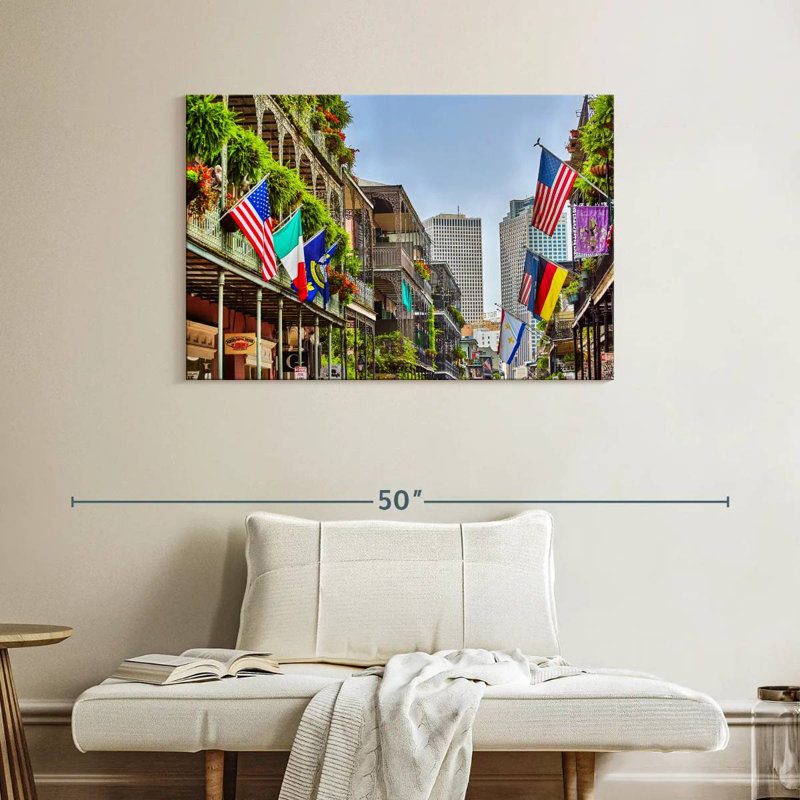 Drapeaux Nicci New Orleans, H 26 po x l 39 po