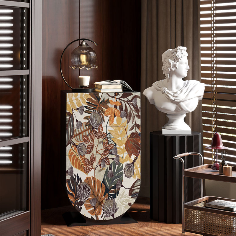 Armoire antique à quatre tiroirs de style français