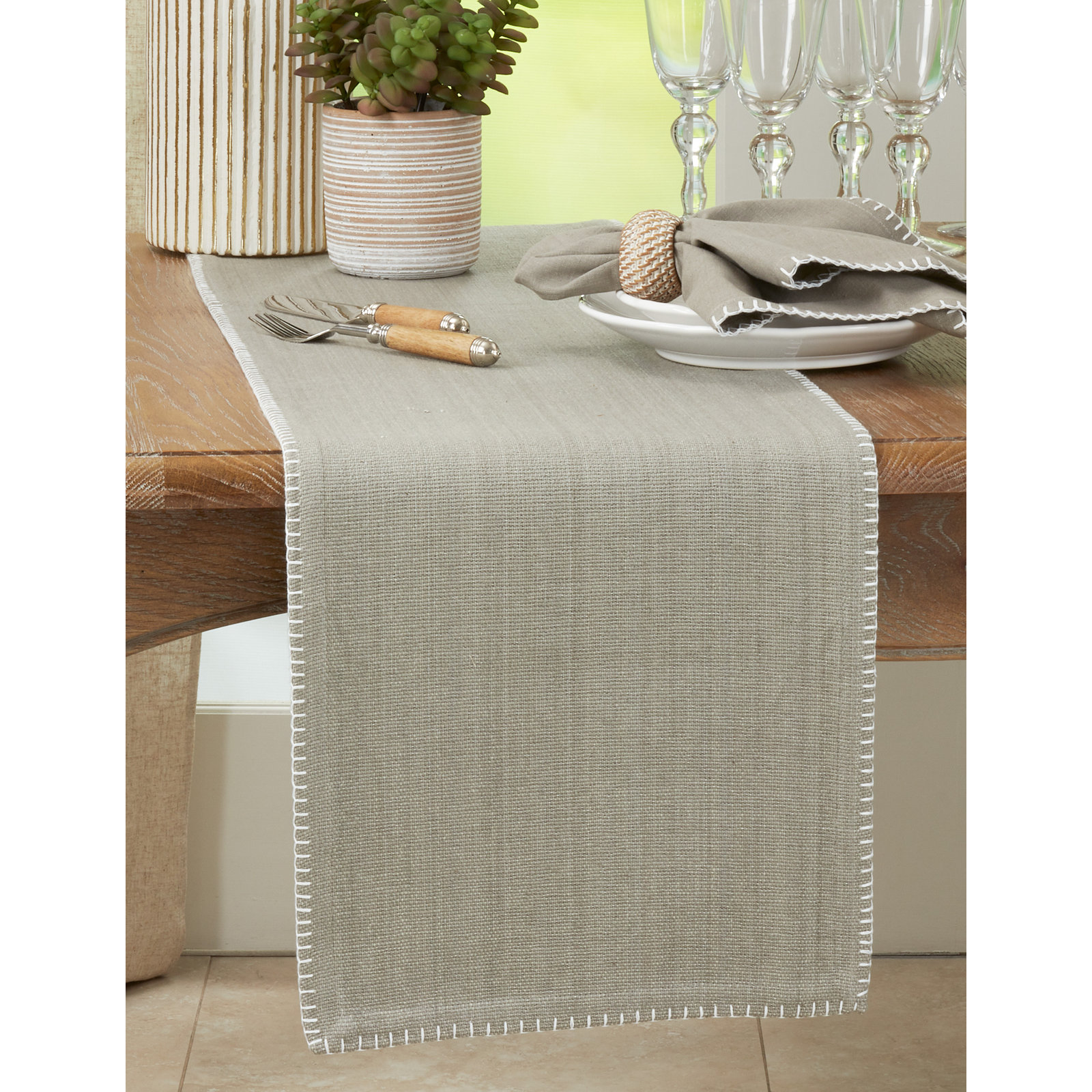 Ivara Table Runner, Gray