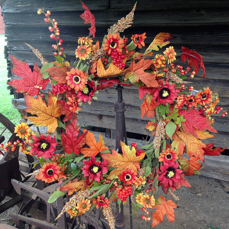Couronne d'automne, H 28 po x l 28 po x P 6 po