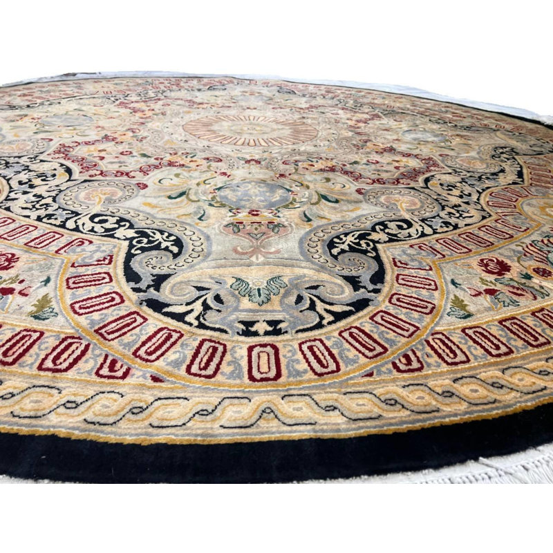 Kassadie Oriental Area Rug
