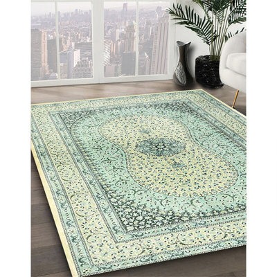 Tapis oriental tissé à la machine Cheli