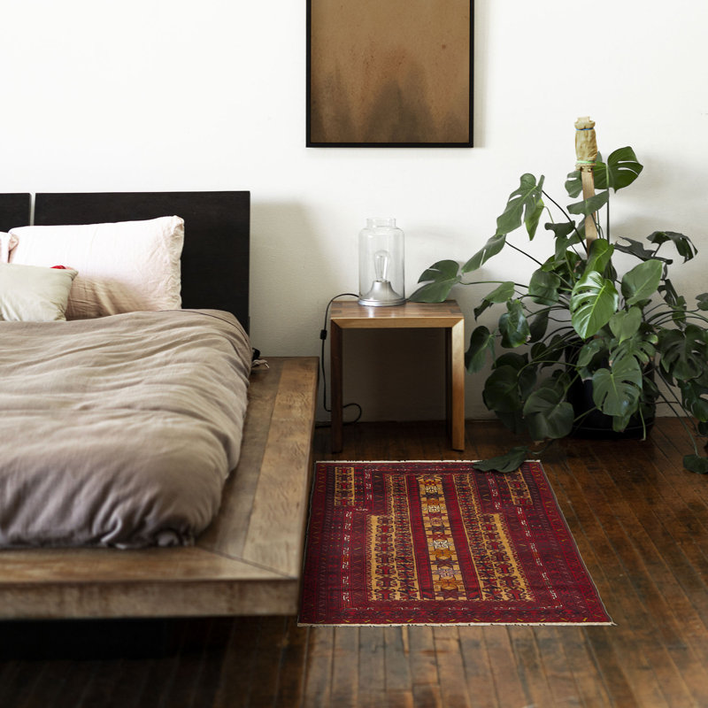 Tapis brun clair Teimani 3 pi 1 po x 4 pi 10 po