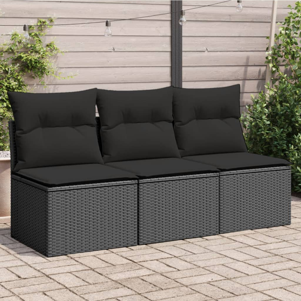 Gartensofa mit Kissen