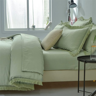 Rashae Duvet Cover with Pillow Shams