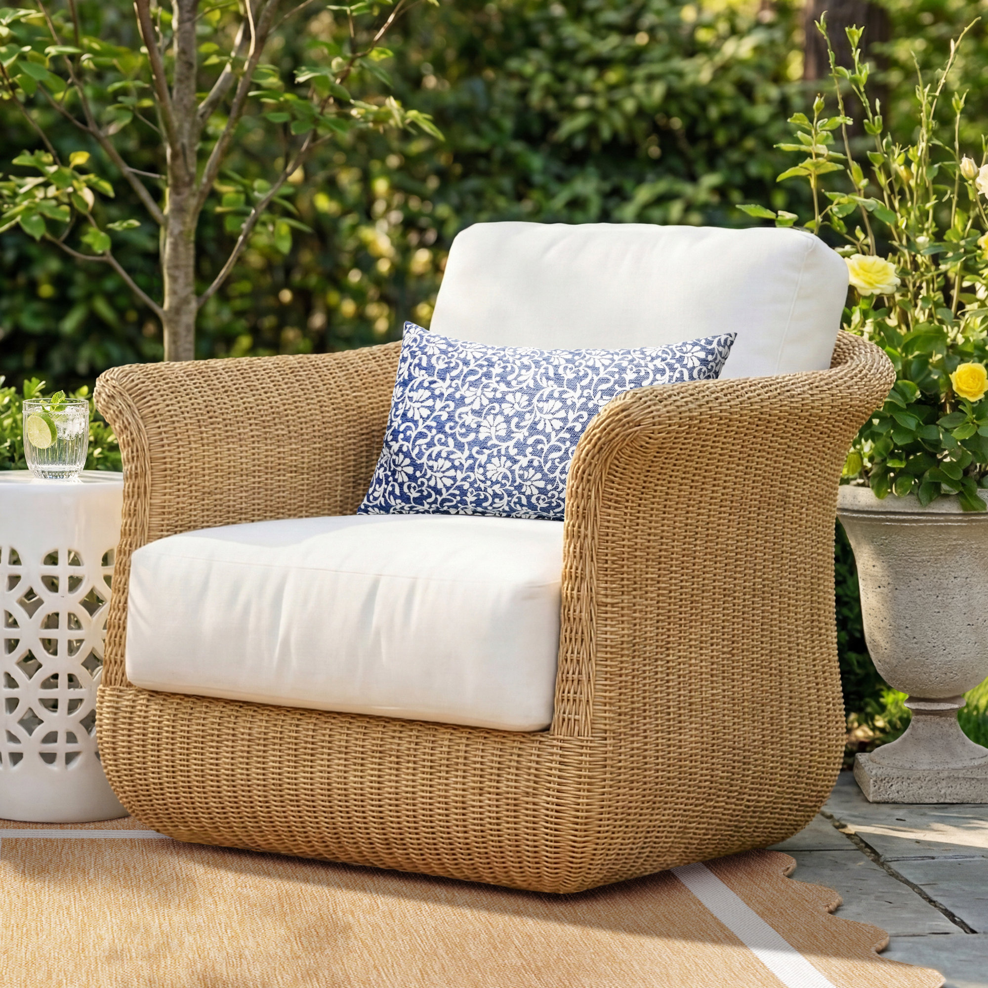 Baylor Lounge Chair With Cushions
