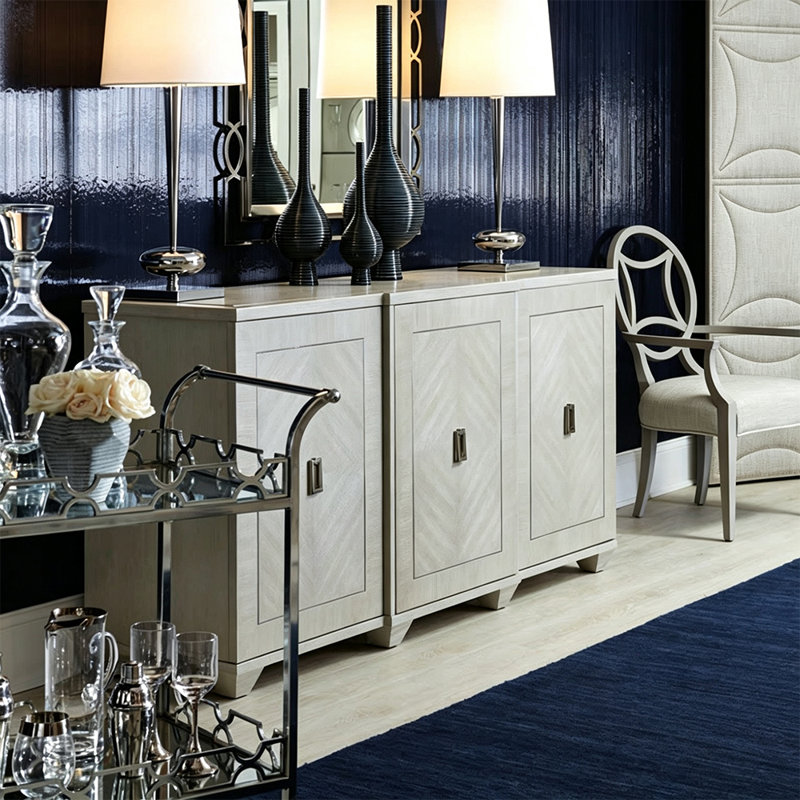 Modern Luxury Three-door Sideboard