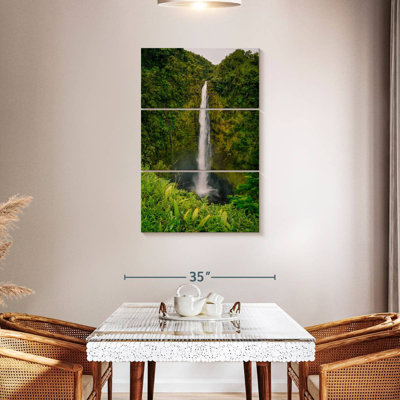 Alvord Akaka Waterfalls