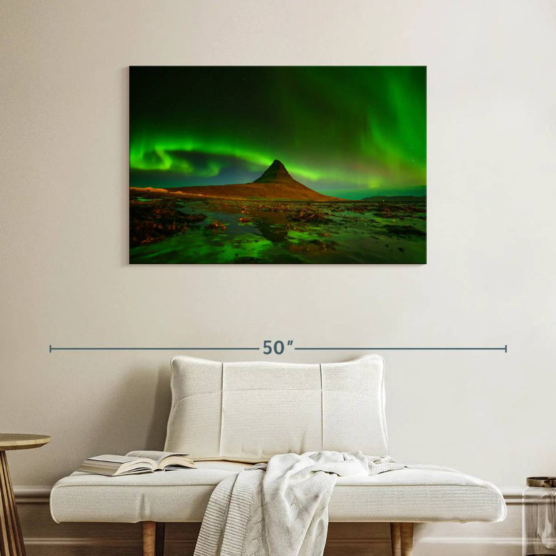 Alvord Kirkjufell Aurora, H 26 po x l 39 po