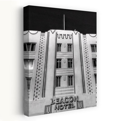 Beacon Hotel, architecture géométrique, art urbain