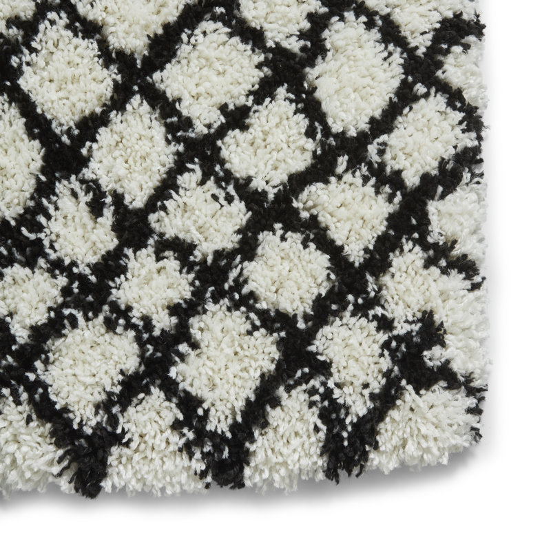 Machine Woven Black/White Rug, Rectangle 120 x 170cm