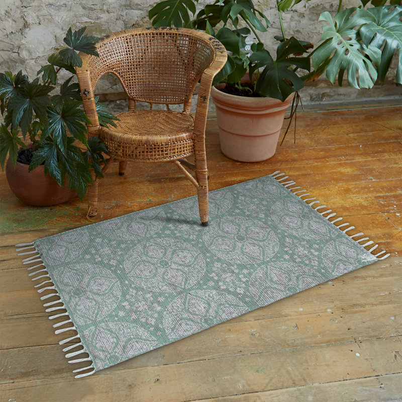 Hand Tufted Boho Accent Rug with Tassels, Rectangle 3’ x 5’