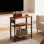 Table de bout mince à 3 niveaux avec station de charge, table d'appoint étroite avec port USB / Type C et 2 prises, table de chevet peu encombrante pour le salon, la chambre à coucher, le bureau