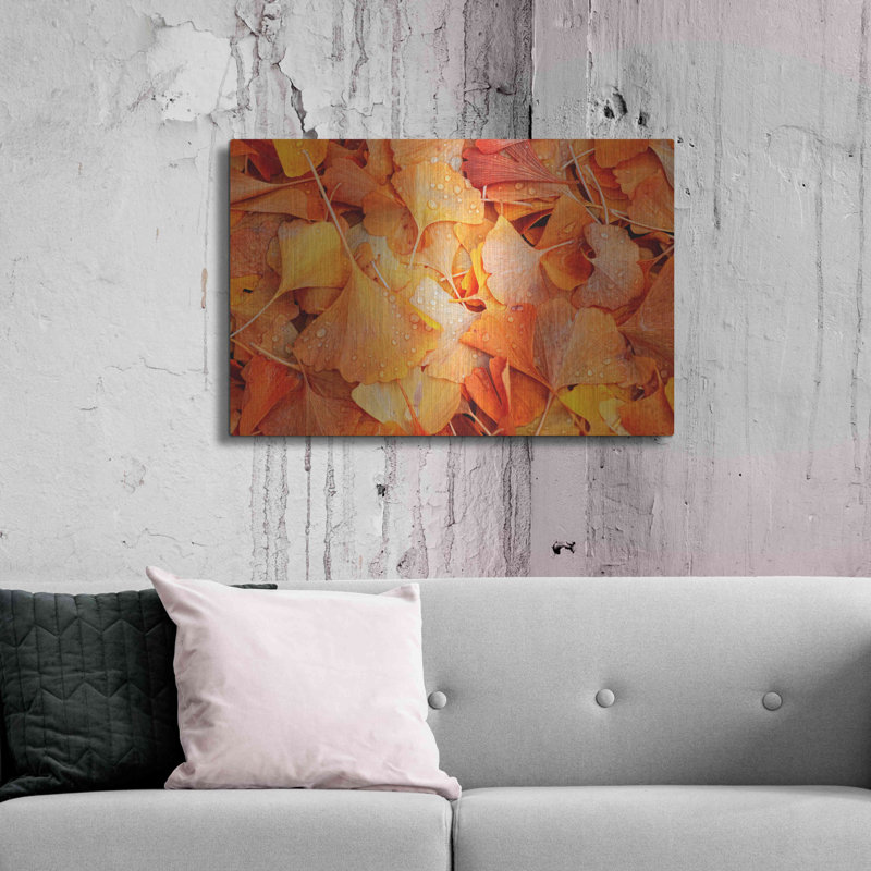 «Ginkgo Fall» par Philippe Sainte-Laudy, art mural en métal Luxe, H 24 po x l 36 po
