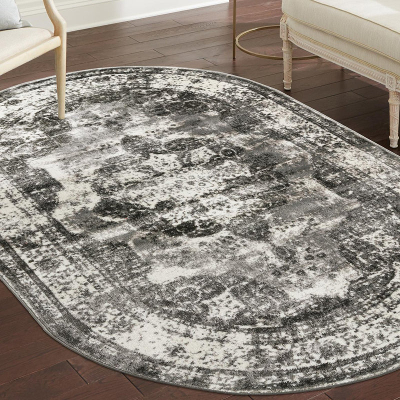 Brandt Oriental Area Rug, Oval 4'1" x 6'1", Gray